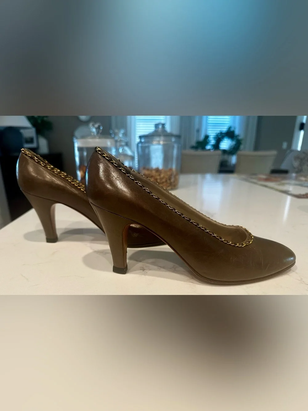 Vintage CHANEL Brown Leather Chain-Trim Pumps Size 37.5 EUC